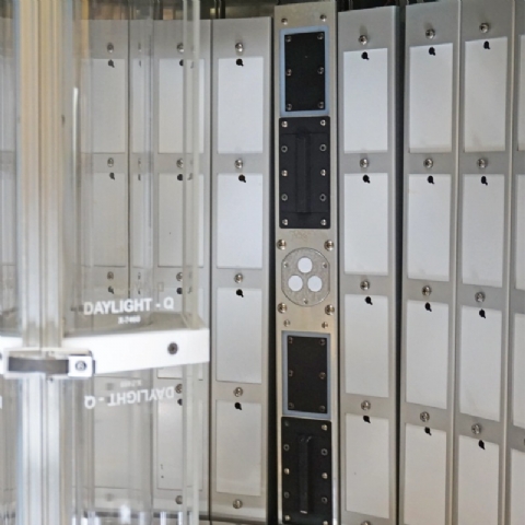 Q-SUN Xe-8氙燈試驗(yàn)箱圖片